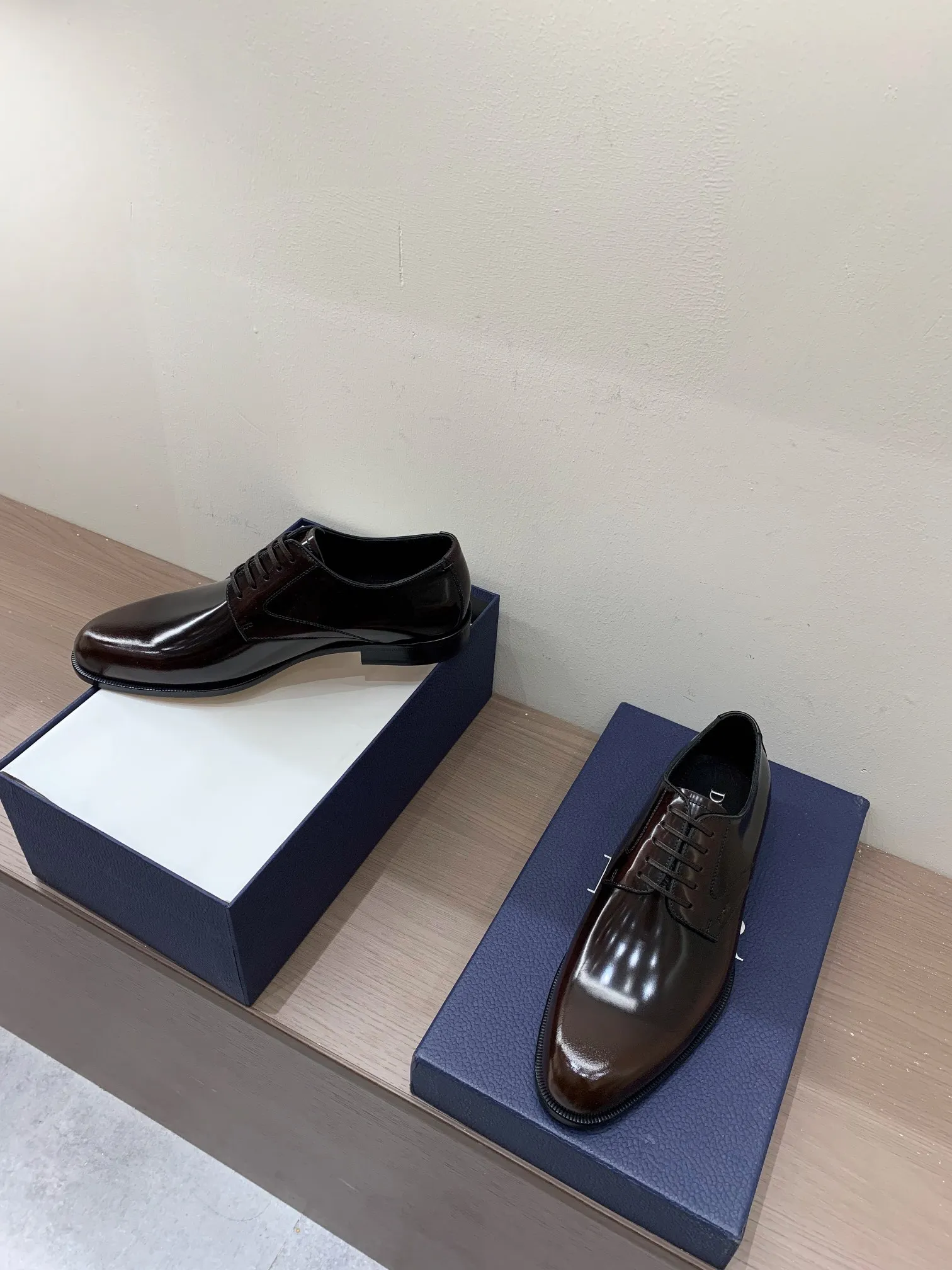 940💰 Dior high-end men's boutique casual leather shoes, imported cowhide upper, water-dyed cowhide lining, imported genuine leather outsole, perfect details, standard code 39-44 (38.45.46 customized, non-returnable and non-exchangeable),
